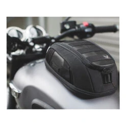 Legend Gear By SW-Motech Magnetic Tank Bag LT1 -Scorpshoei Winkel legend gear by sw motech magnetic tank bag lt1 2